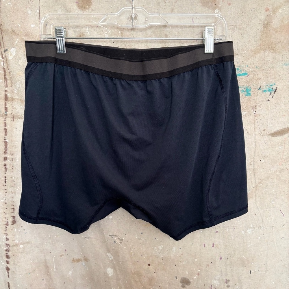 Lululemon Always In Motion Boxer 5" - Picture 2 of 3